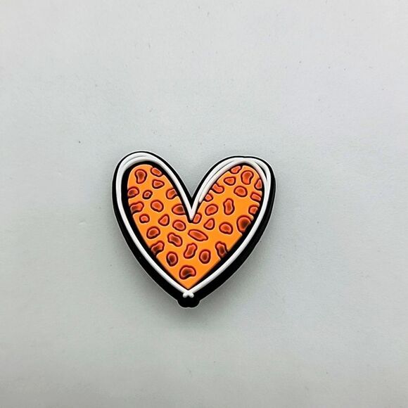 🎈5/$10🎈 PATCHES..CROC CHARMS.. heart.. animal print.. - Picture 1 of 1
